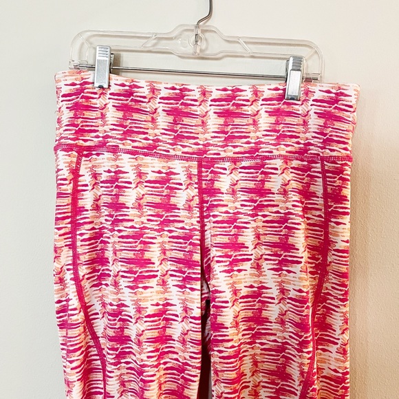 Vineyard Vines Watercolor Lines Printed Performance Leggings - Picture 6 of 8